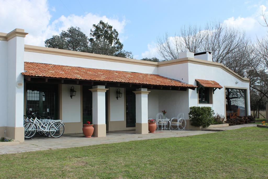 سان أنطونيو دي أريكو Hotel El Triunfo De Areco المظهر الخارجي الصورة