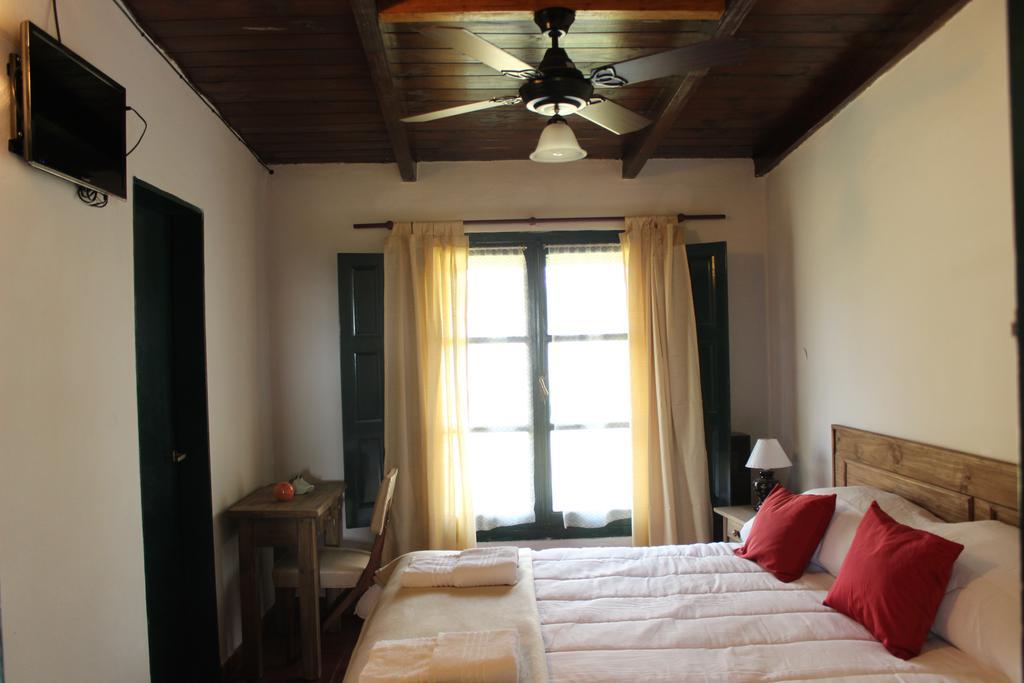 سان أنطونيو دي أريكو Hotel El Triunfo De Areco الغرفة الصورة